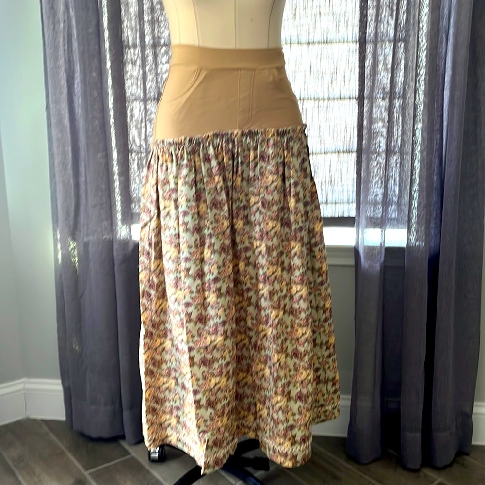 Boho Skirt. Maxi style cotton lower with stretchy upper. Hippie style. S/M FALL